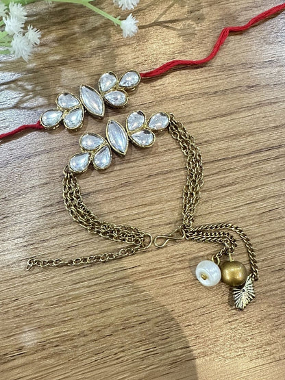 Dhiyona Rakhi