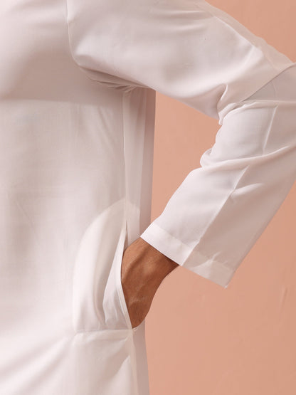 Dhiyona ST White & Gold Sequin Crepe Kurta with Hidden Placket