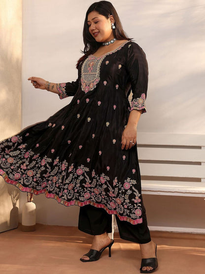 Dhiyona Women's Plus Size Floral Embroidered Kurta with Trousers & With dupatta