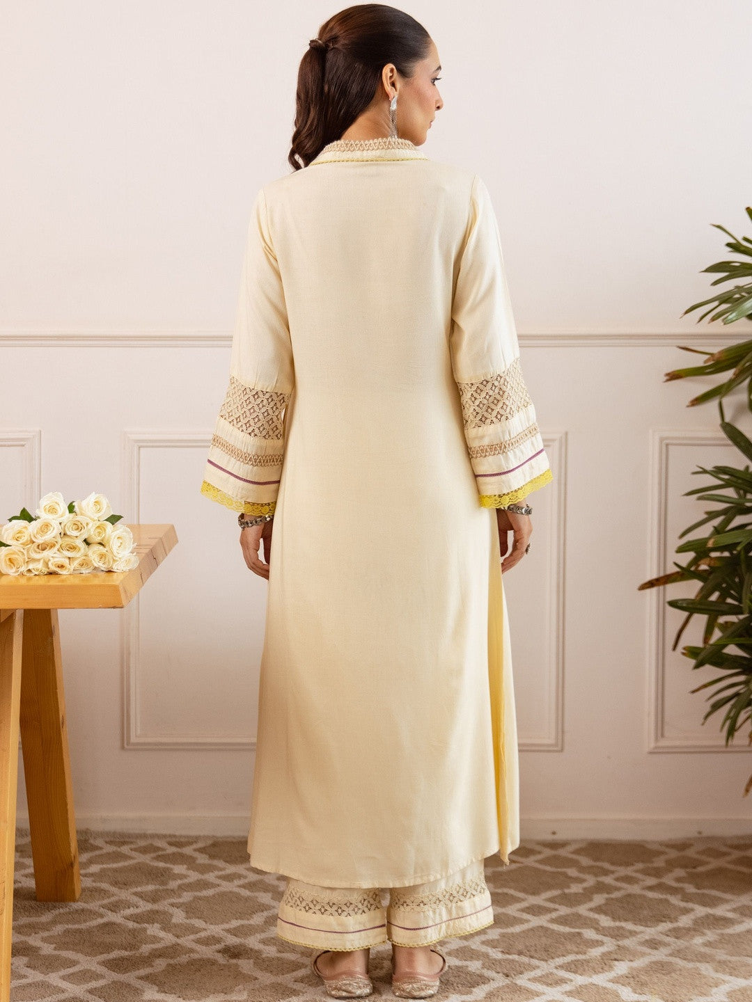 Embroidered Straight Kurta & Trousers