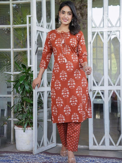 Dhiyona KL Women Floral Printed Regular Pure Cotton Kurta with Trousers & With Dupatta