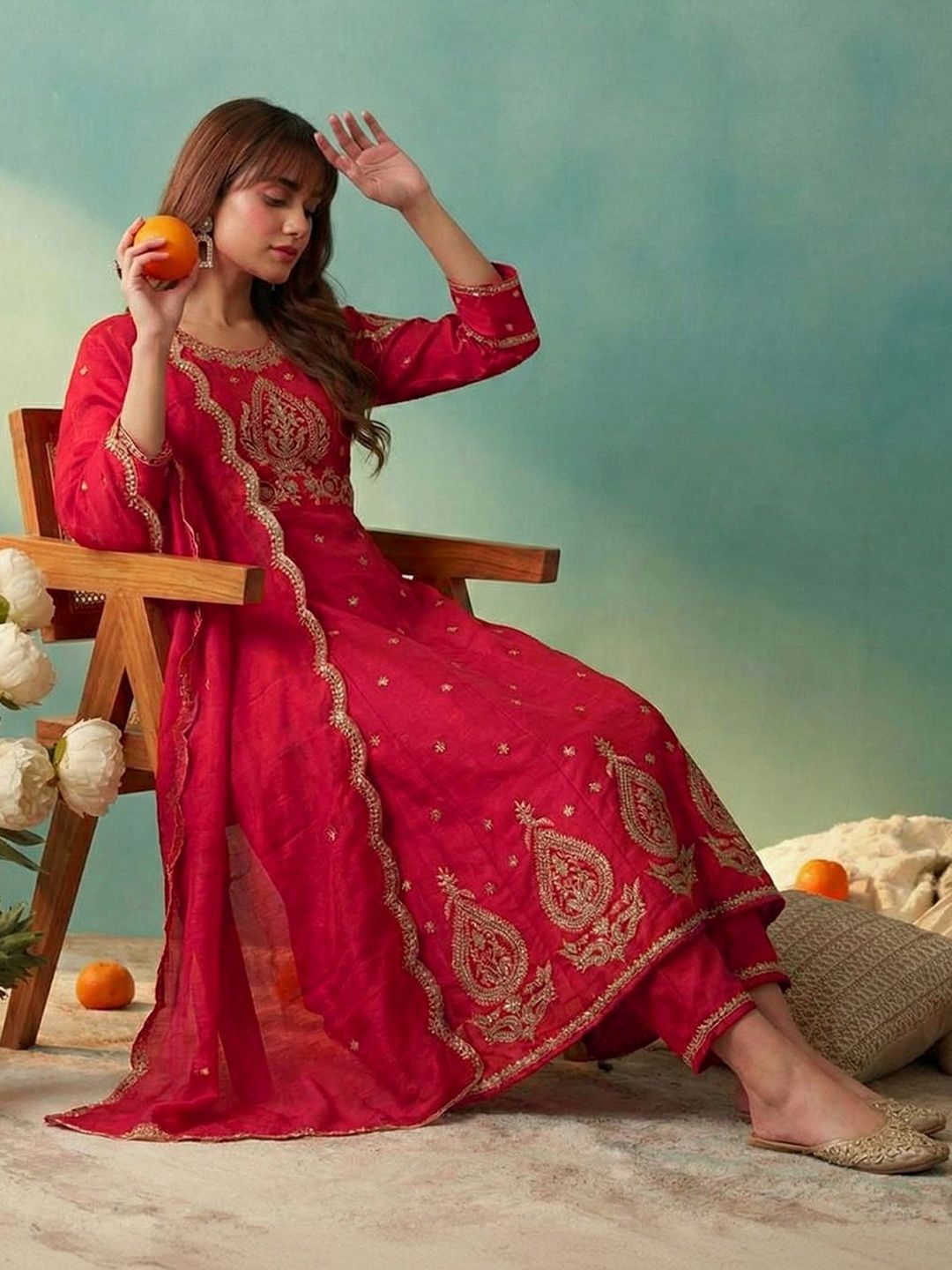 Dhiyona CH Women Ethnic Motifs Embroidered Regular Thread Work Kurta with Trousers & With Dupatta