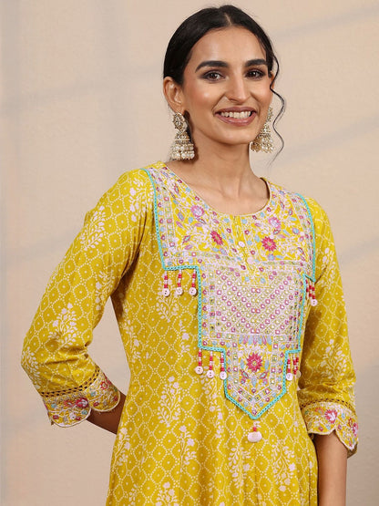 Women Ethnic Motifs Printed Pleated Zari Anarkali Kurta with Trousers & With Dupatta