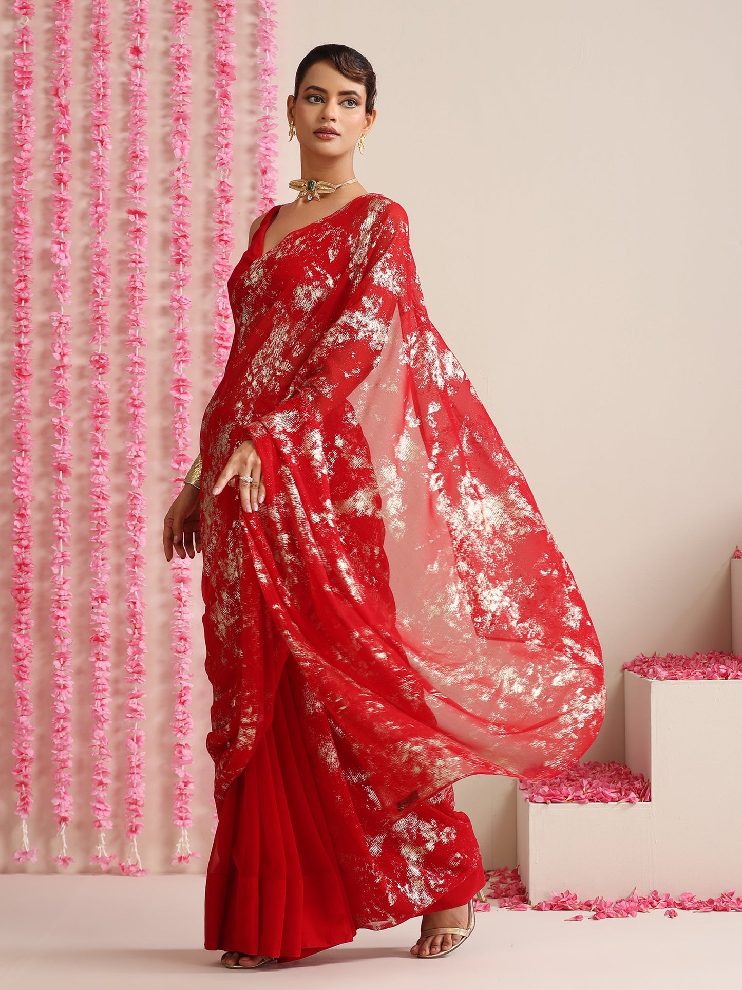 Dhiyona ST Red Georgette Saree with Gold Print & Blouse Fabric