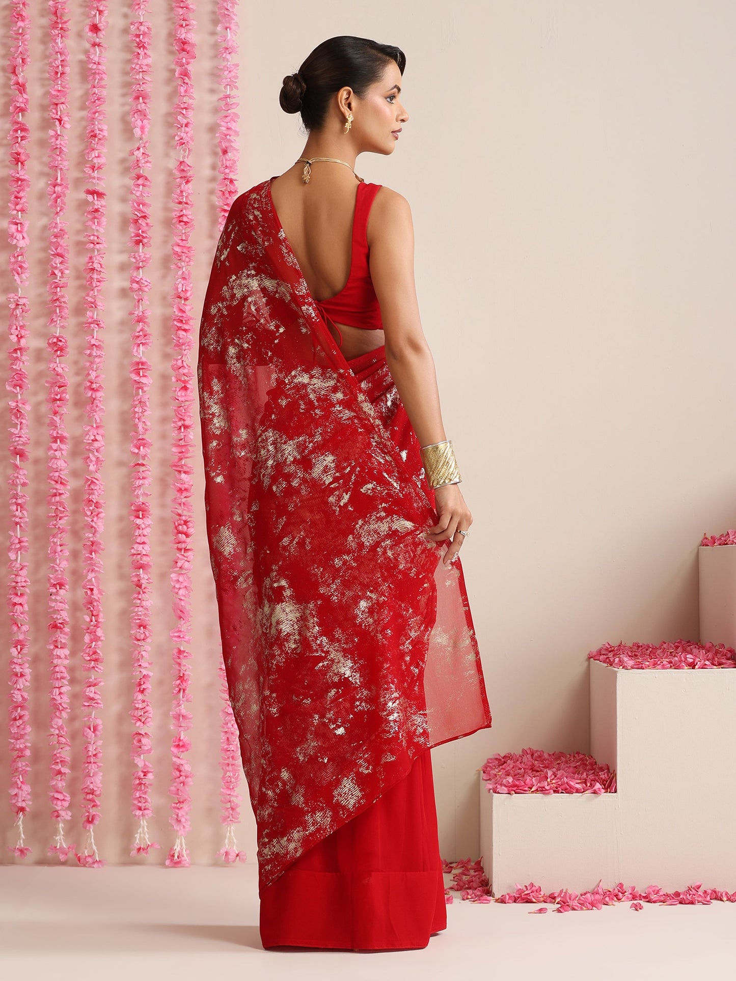 Dhiyona ST Red Georgette Saree with Gold Print & Blouse Fabric