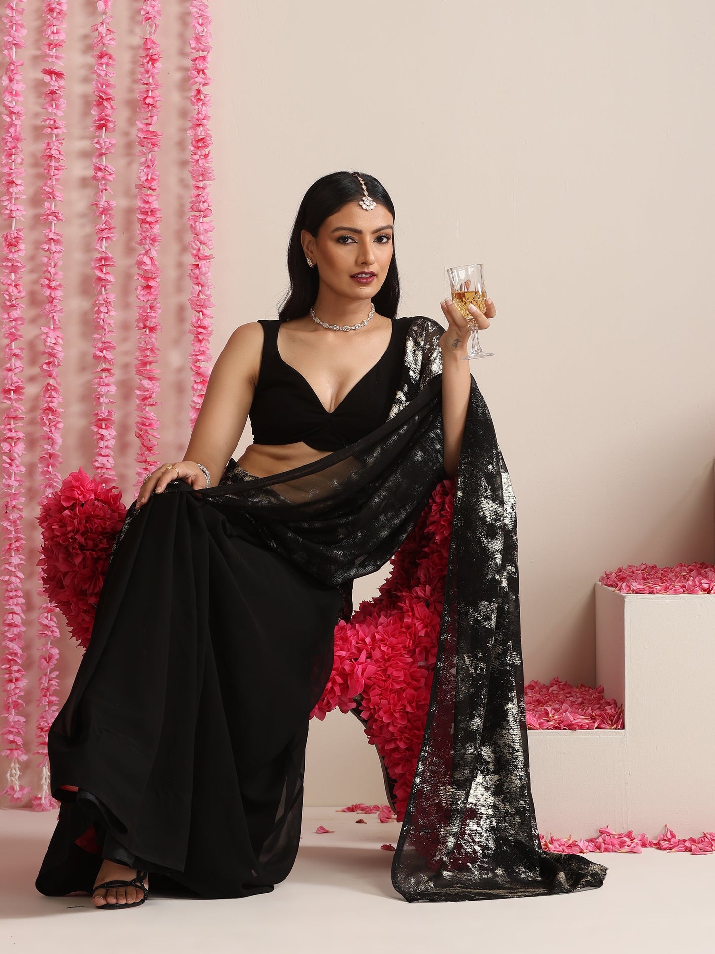 Dhiyona ST Black Georgette Saree with Gold Print & Blouse Fabric