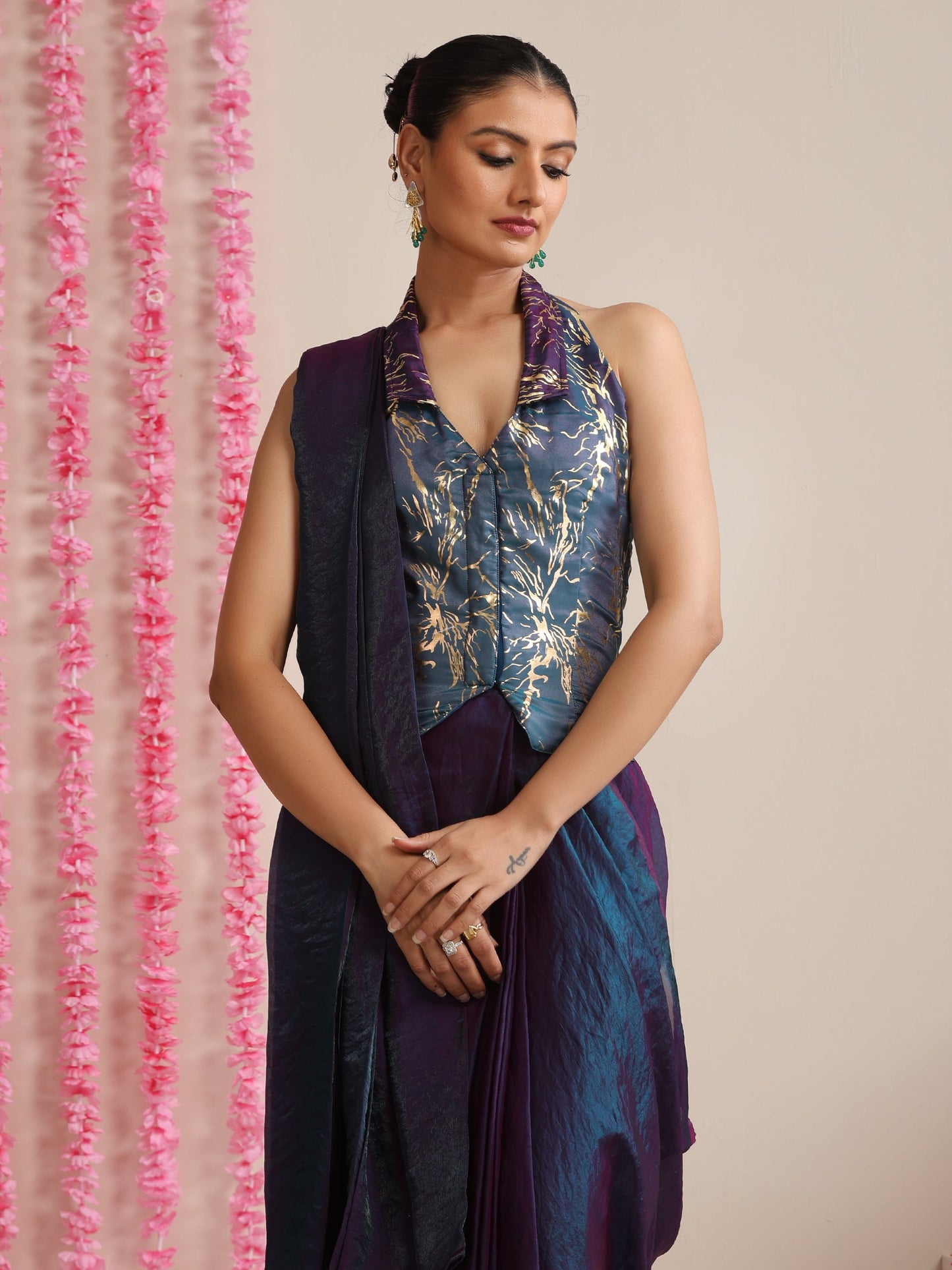 Dhiyona ST Blue-Purple Dual Shade Metallic Satin Saree with Gold & Ombre Blouse Fabric