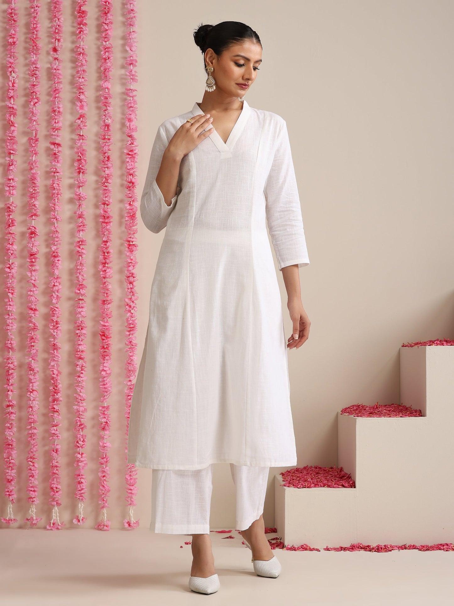 Dhiyona ST White Cotton Slub Kurta Set for Women | 2 Pc Co-ord with V-Neck & Flared Hem