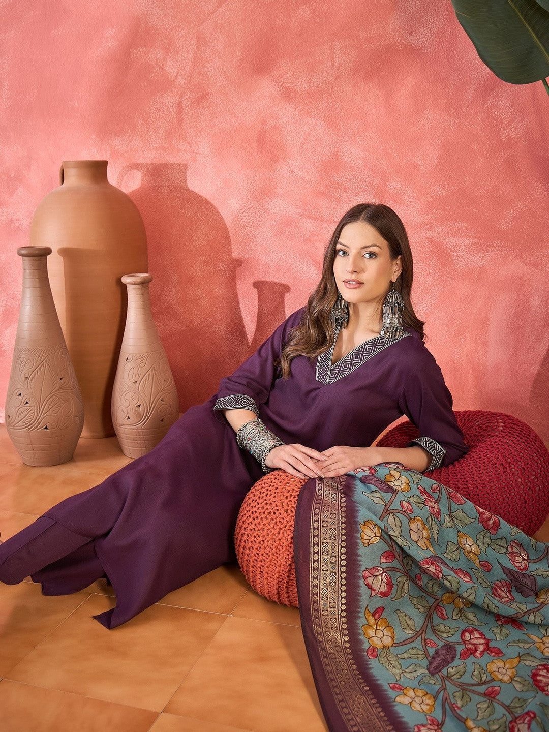 Printed V-Neck Kurta & Trousers Kurta Sets