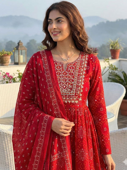 Dhiyona AN Women Ethnic Motifs Printed Empire Thread Work Pure Cotton Kurta with Sharara & With Dupatta