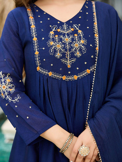 Dhiyona KL Women Woven Design Embroidered A-Line Kurta with Trousers & Dupatta