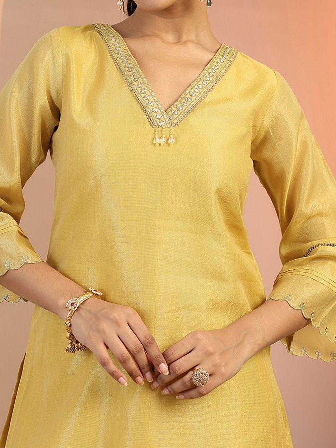 Dhiyona LL Women Embroidered Regular Kurti with Palazzos & Dupatta