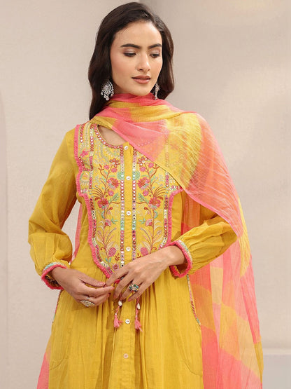 Women Floral Embroidered Regular Thread Work Kurta with Palazzos & With Dupatta