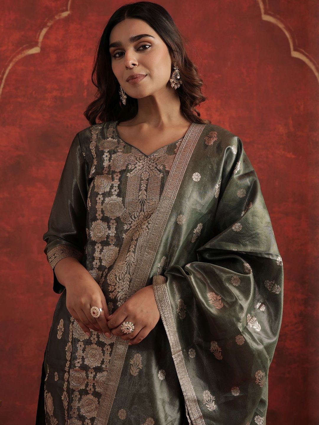 Dhiyona IE Woven Design V-Neck Zari Straight Kurta With Trousers & Dupatta