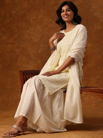 Dhiyona AN Floral Embroidered Round Neck Thread Work Straight Kurta & Sharara With Dupatta