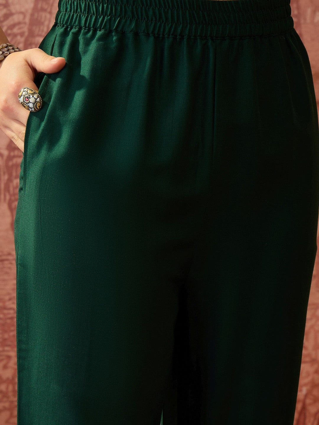 Embroidered Round Neck Kurta & Trousers Kurta Set