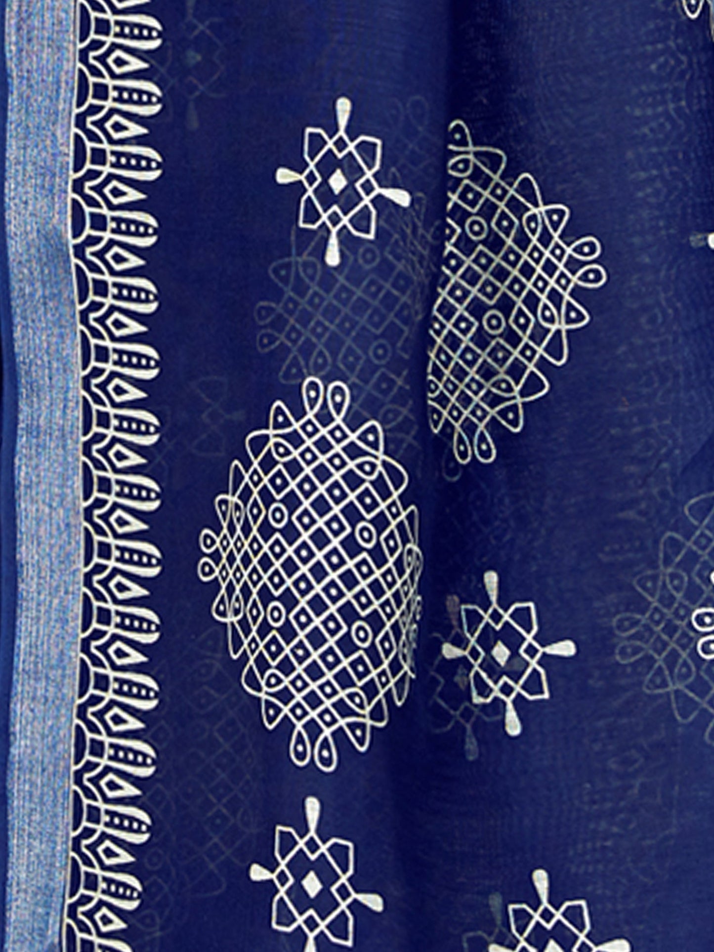 Women's Cotton Blend Navy Blue Printed Designer Saree With Blouse Piece