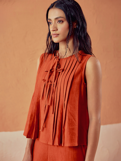 Dhiyona FL Women’s Rust Solid Linen Pleated Sleeveless Top