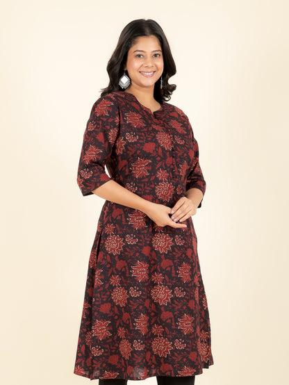 Women's Cotton Black A-line Kurta