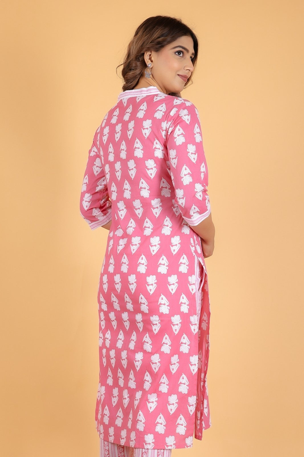 Women's Cotton Pink Straight Kurta