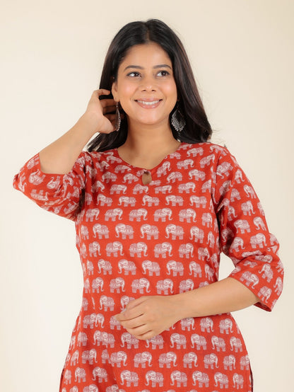 Women's Cotton Red Straight Kurta