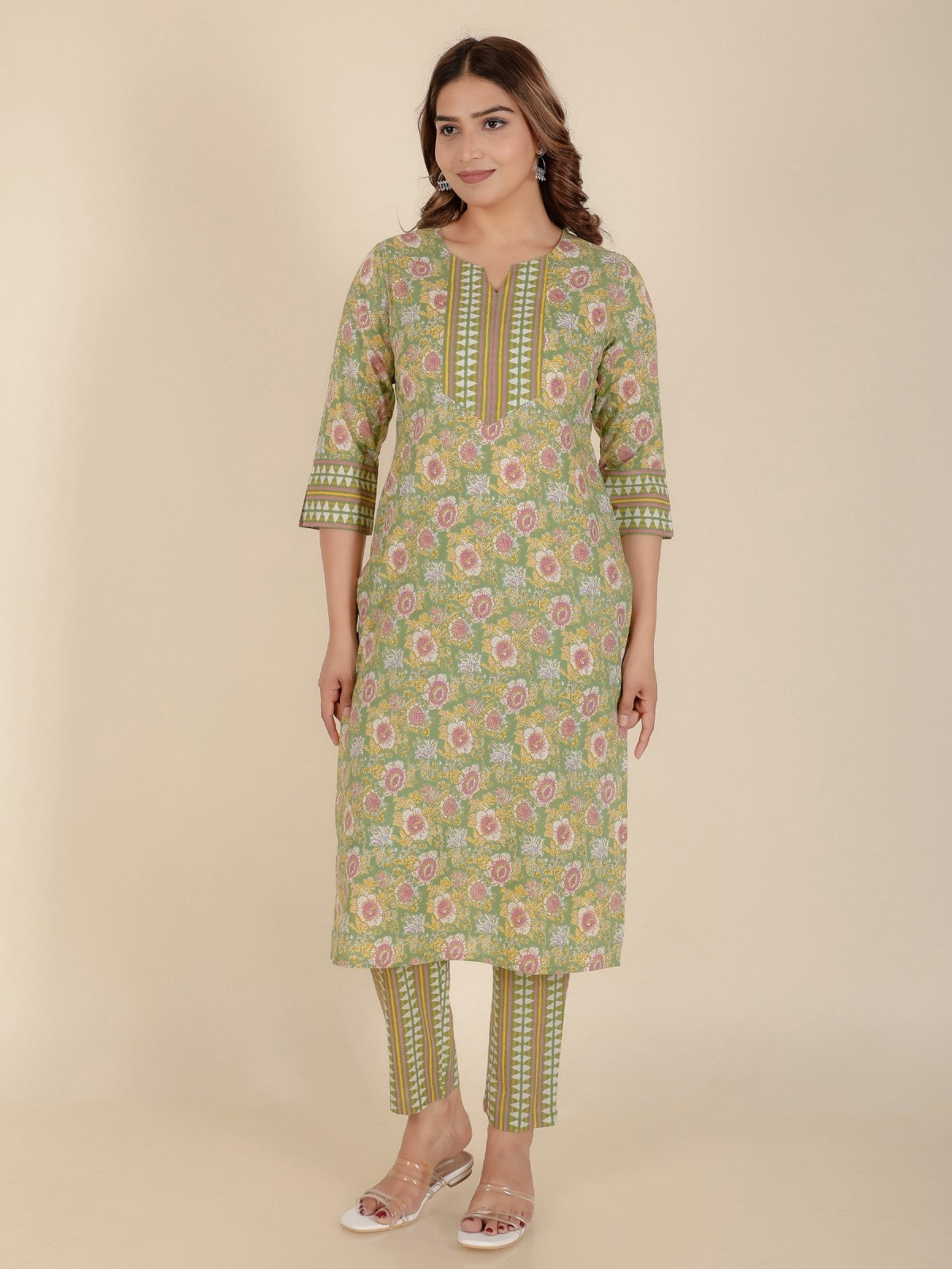 Women's Cotton Green Straight Kurta