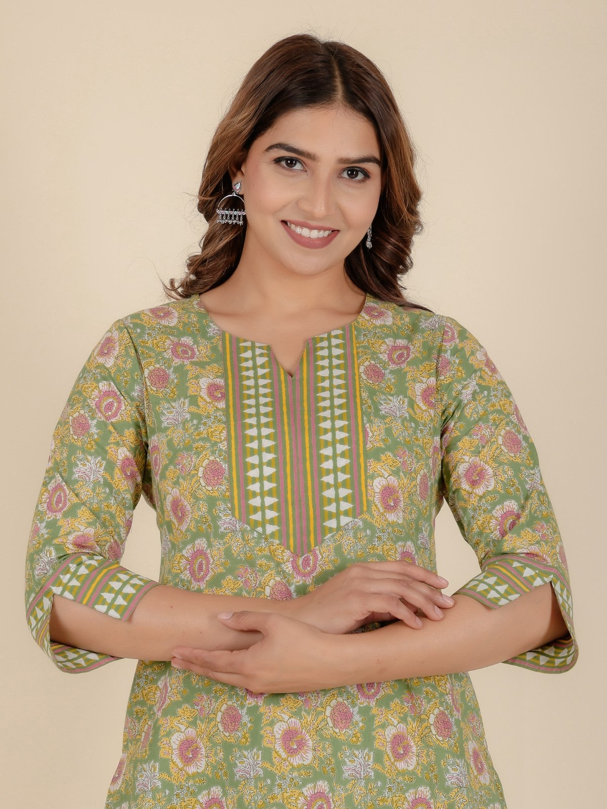 Women's Cotton Green Straight Kurta