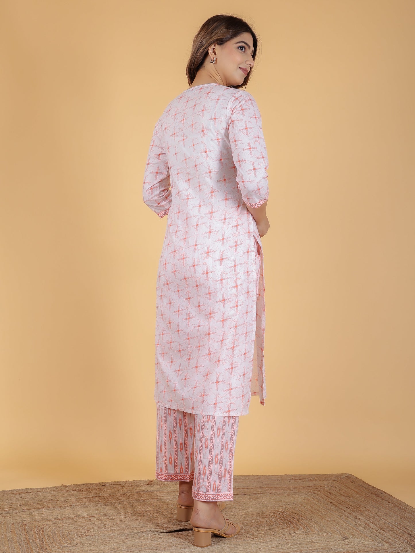 Women's Cotton Orange Straight Kurta