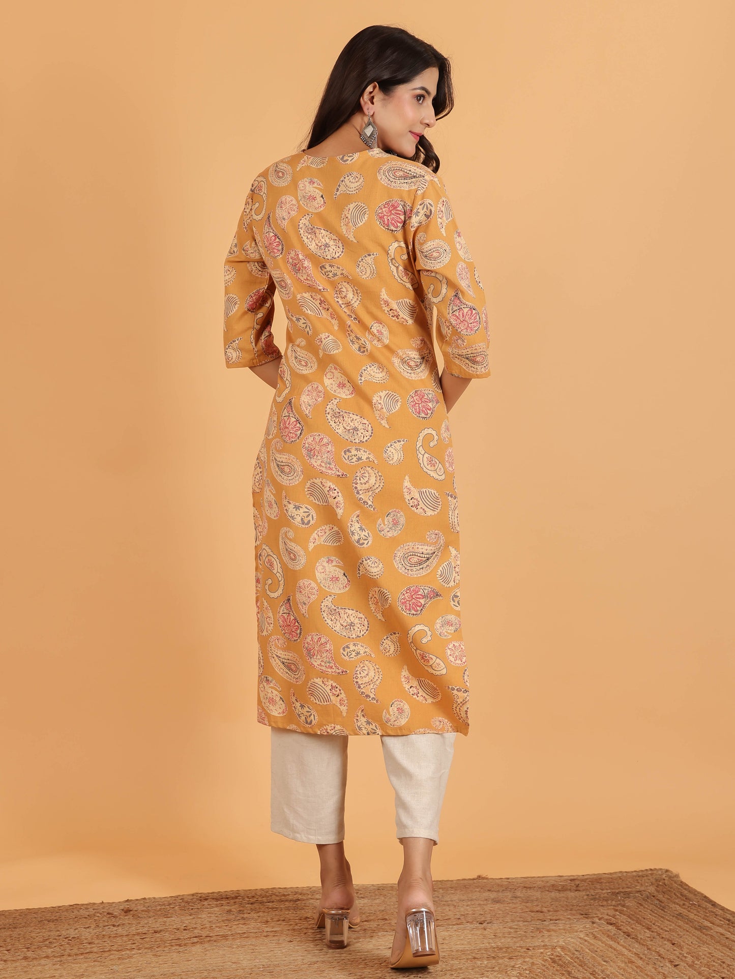 Women's Linen Yellow Straight Kurta Set