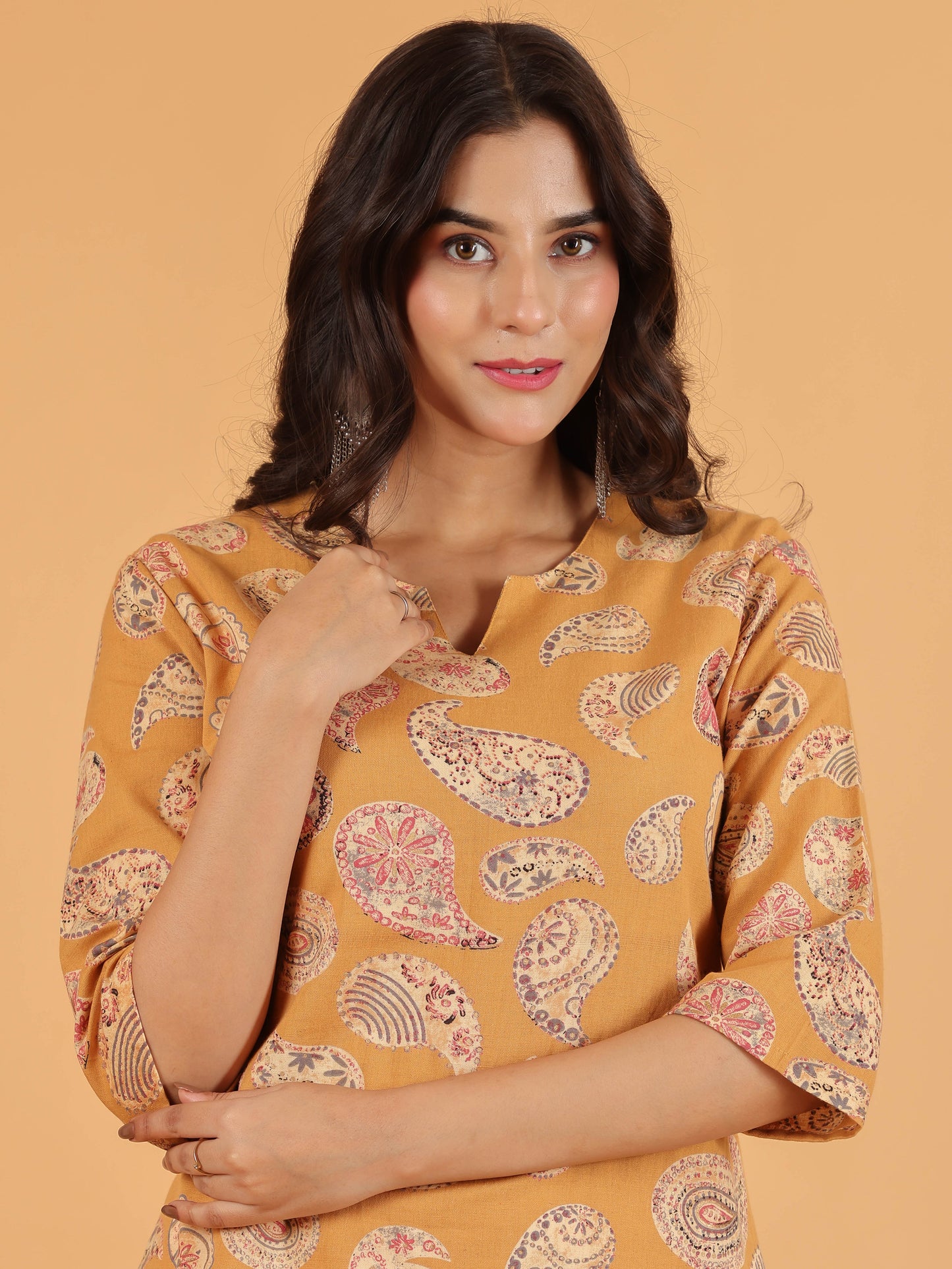 Women's Linen Yellow Straight Kurta Set
