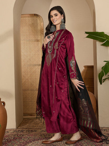 Embroidered Velvet Mandarin Collar Kurta With Trousers & Dupatta