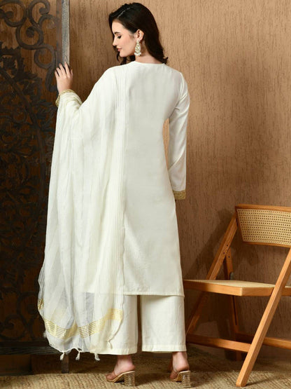 Round Neck Long Sleeves Kurta With Trousers & Dupatta
