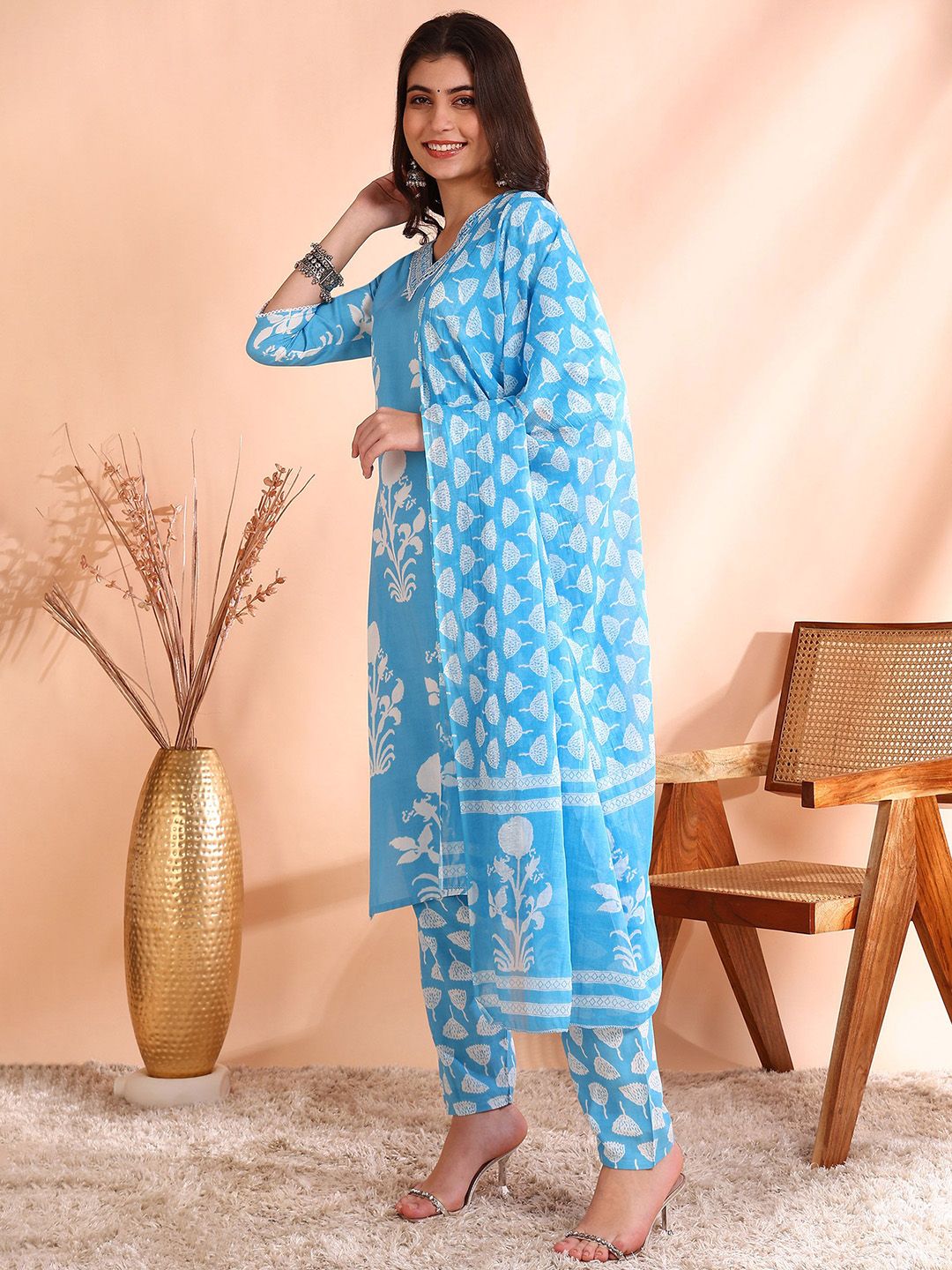 Dhiyona OD  Printed Thread Work Pure Cotton Kurta With Trousers & Dupatta