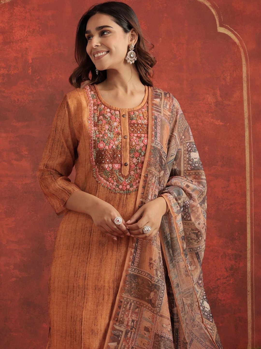 Dhiyona IE Ethnic Motifs Chanderi Cotton Round Neck Straight Kurta With Trousers & Dupatta