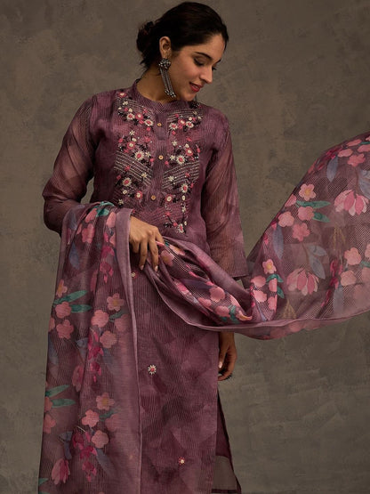 Women Floral Embroidered Regular Thread Work Chanderi Cotton Kurta with Trousers & With Dupatta