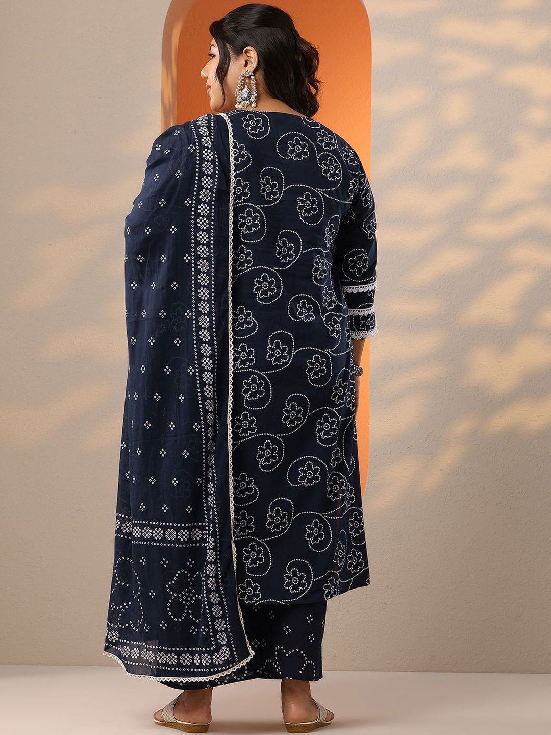 Dhiyona Women's Plus Size Bandhani Printed Straight Kurta With Trousers & Dupatta