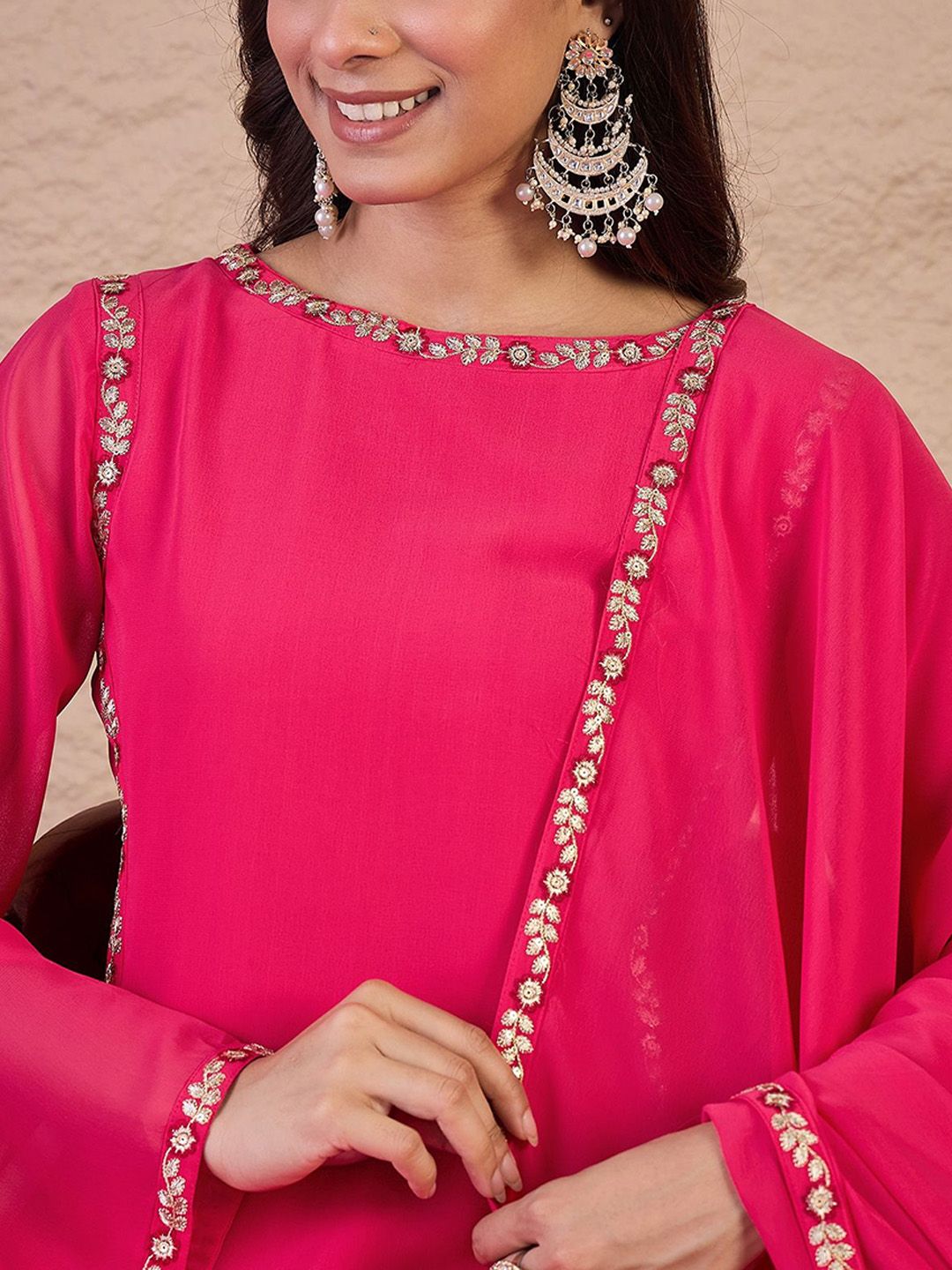 Dhiyona IN Women Floral Embroidered Regular Thread Work Kurta with Palazzos & Dupatta