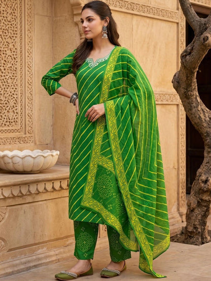 Women Printed Regular Thread Work Pure Cotton Kurta with Palazzos & With Dupatta