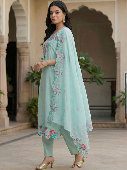 Women Floral Embroidered Regular Thread Work Pure Cotton Kurta with Trousers & With Dupatta