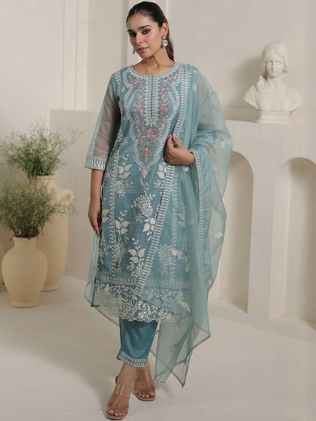 Dhiyona IE Floral Embroidered Thread Work Straight Kurta With Trousers & Dupatta