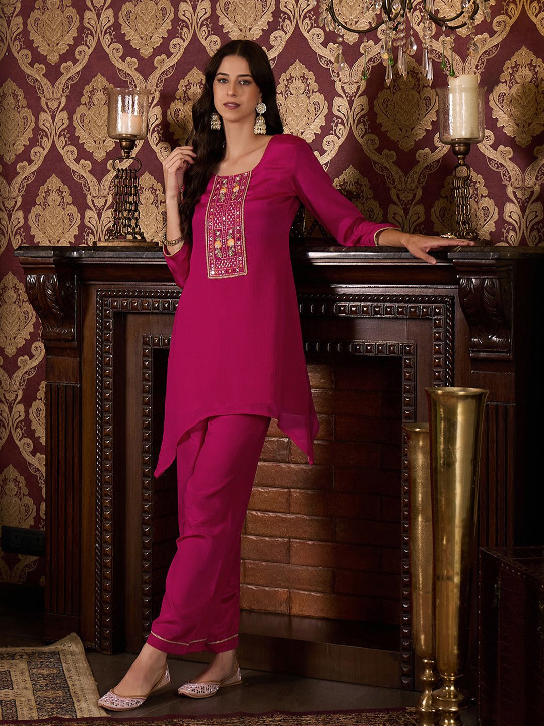 Dhiyona CH Women Floral Embroidered Pleated Kurta with Trousers