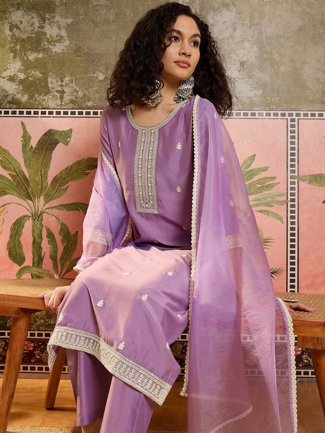 Embroidered Round Neck Kurta & Trousers Kurta Set