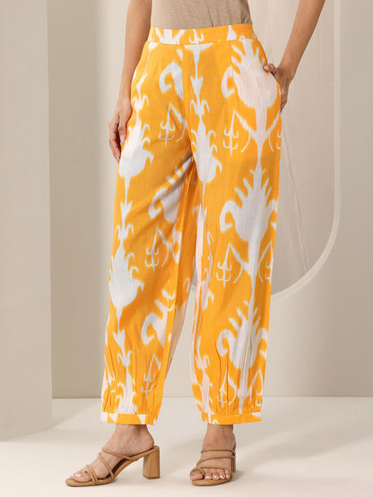 Women Ethnic Motifs Printed Regular Kurta with Trousers