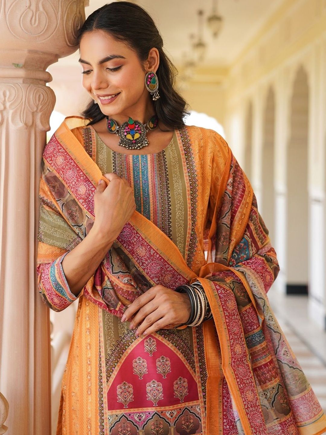 Dhiyona KL Women Ethnic Motifs Printed Regular Kurta with Trousers & With Dupatta