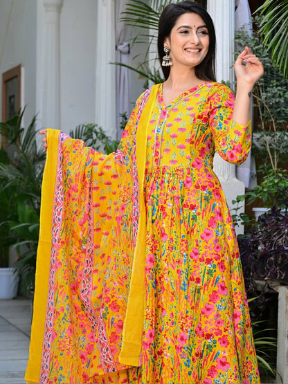 Women Floral Printed Empire Kurta with Trousers & With Dupatta