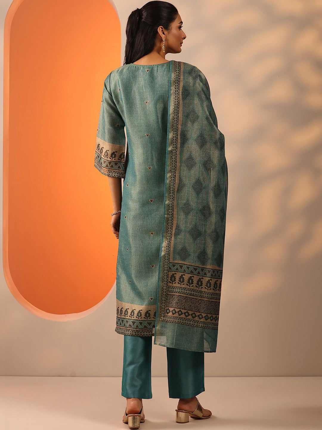 Women Ethnic Motifs Regular Thread Work Kurta with Trousers & With Dupatta