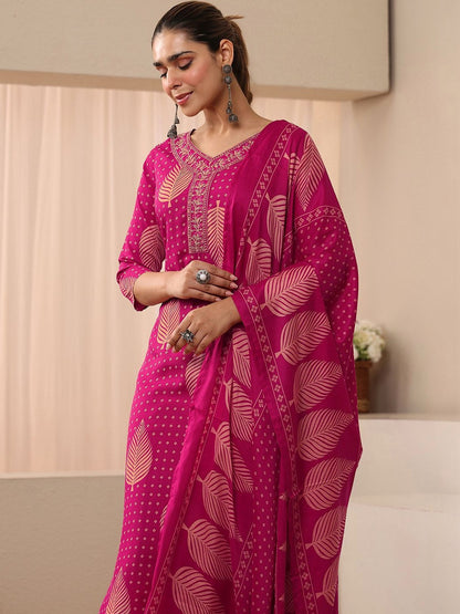 Women Floral Printed Regular Kurta with Trousers & With Dupatta