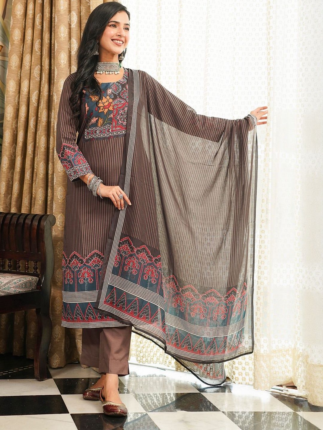 Dhiyona KL Ethnic Motifs Printed Kurta with Trousers & Dupatta