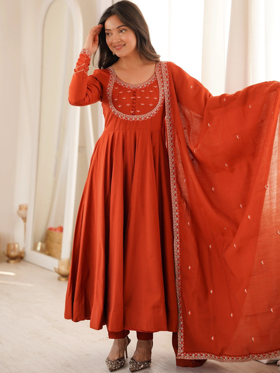 Women Ethnic Motifs Embroidered Empire Thread Work Chanderi Silk Kurta with Trousers & With Dupatta