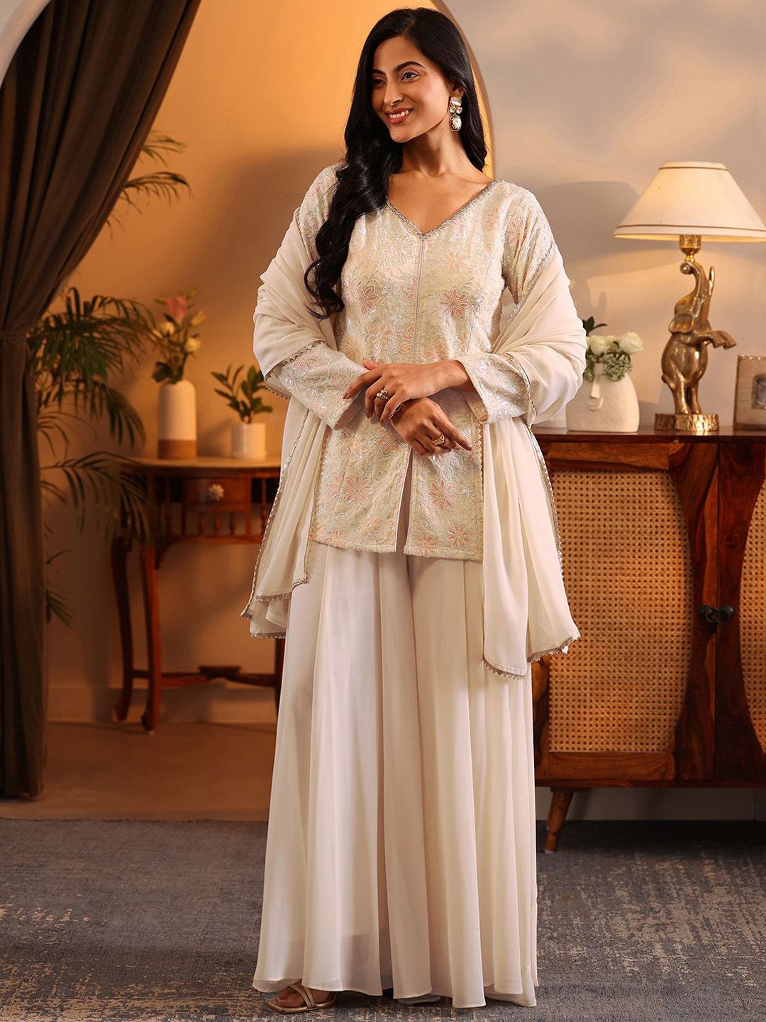 Dhiyona LL Floral Embroidered Straight Georgette Kurta With Palazzos & Dupatta